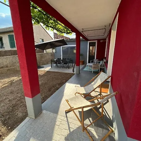 Maison Rouge Millau Exterior photo