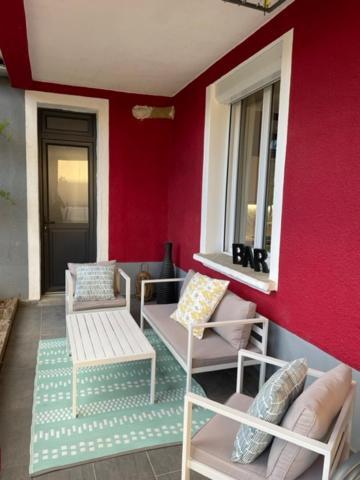 Apartment Maison Rouge *